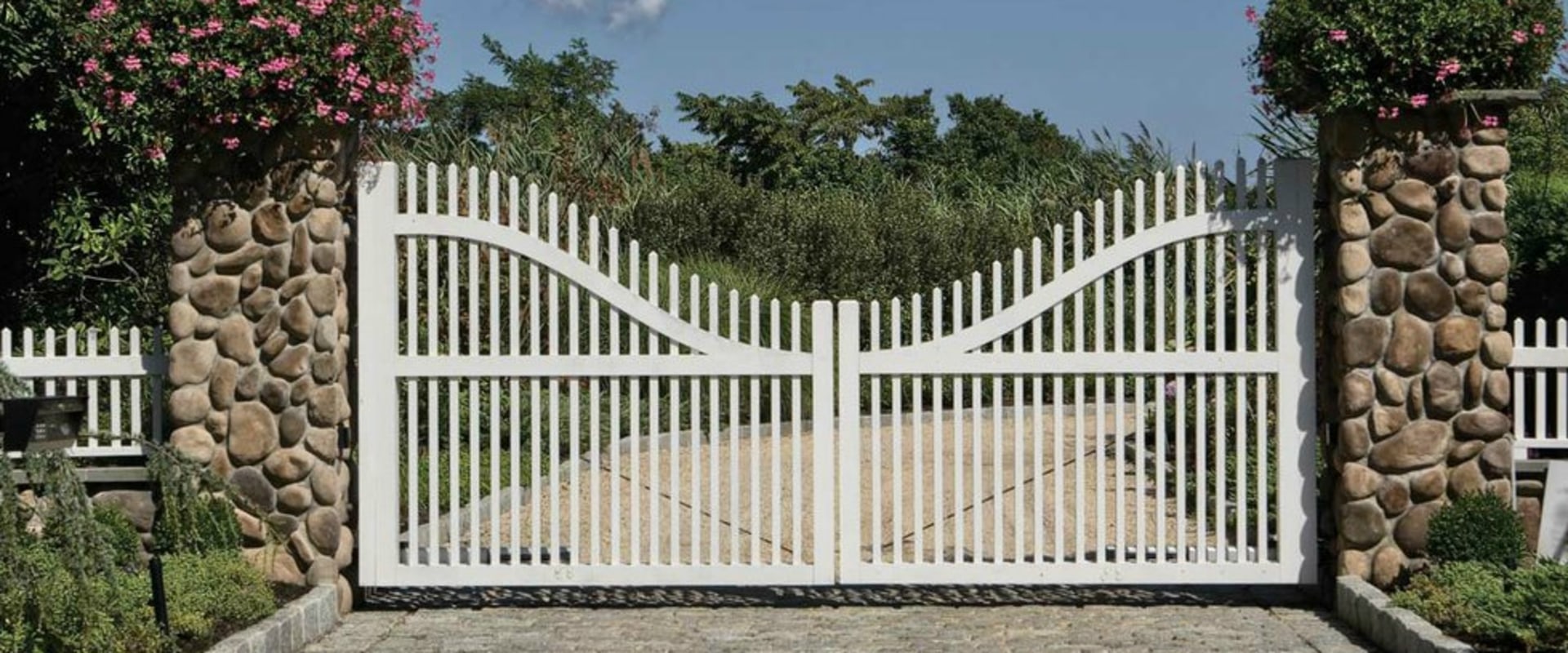 Stylish and Functional Fencing Solutions for Christchurch Landscapes